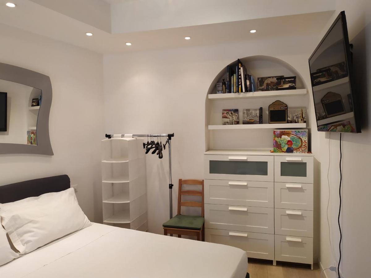 Little Secret Apartment By Wonderful Italy Болоня Екстериор снимка
